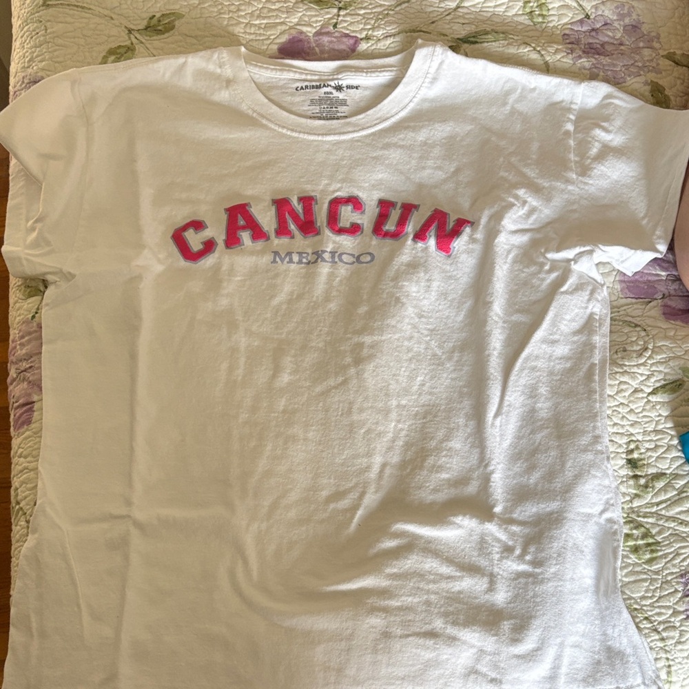Gildan White T-Shirt with Pink and Blue Cancun Print
